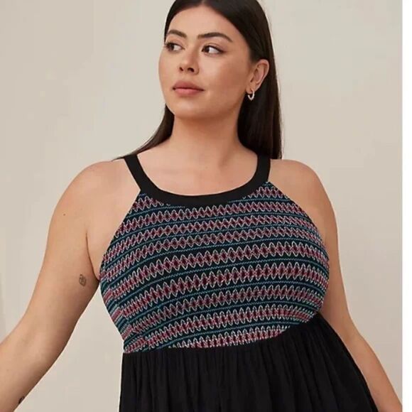 TORRID Gauze Halter Top Size 2X - Picture 2 of 5